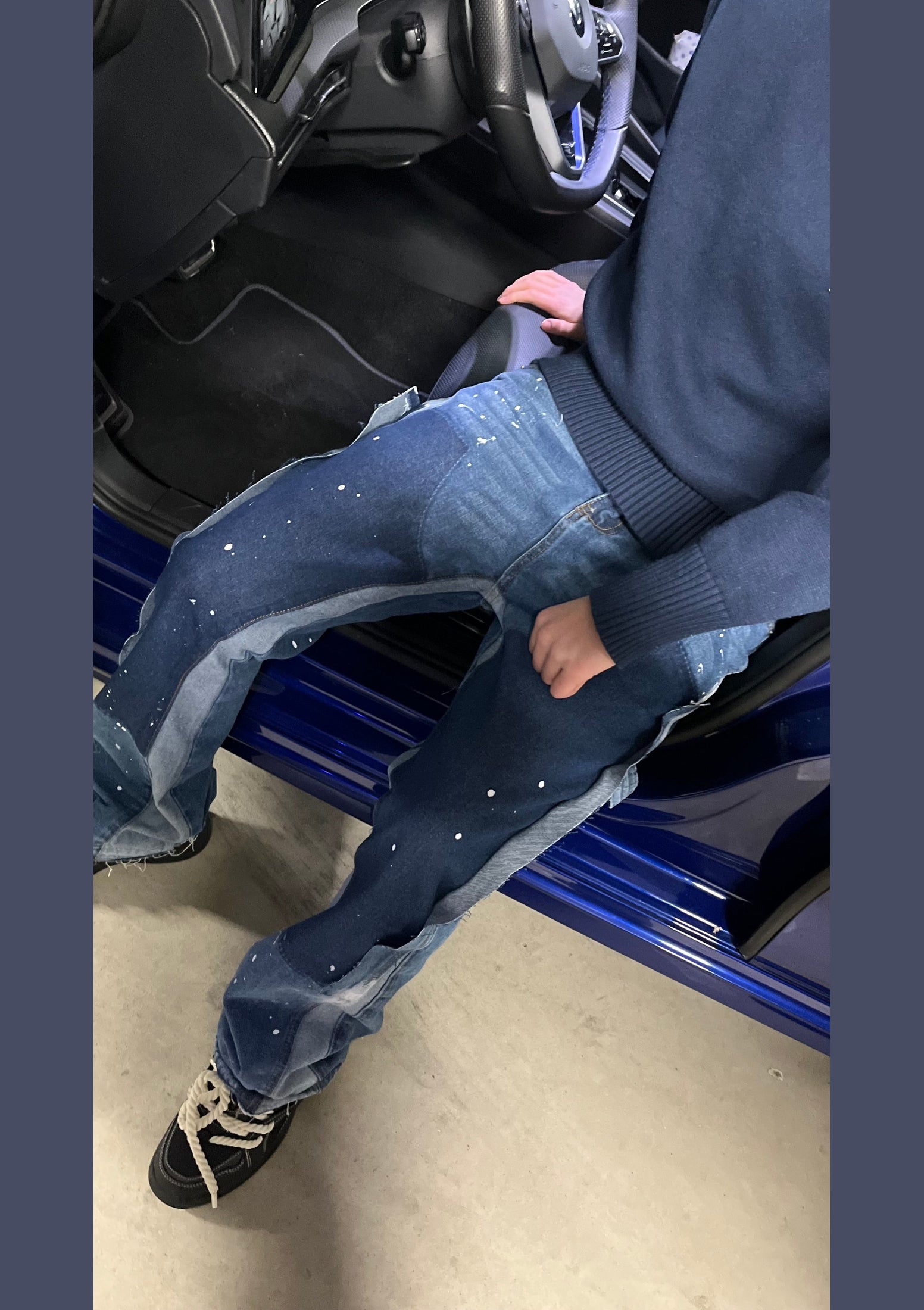 MOSTIN | FLARED CARPENTER